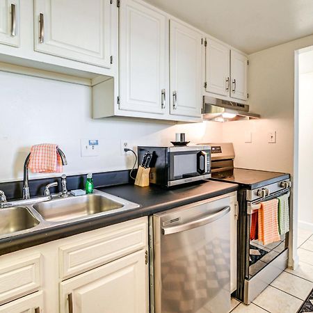 Updated Resort Condo, Walk To Myrtle Beach! Kültér fotó