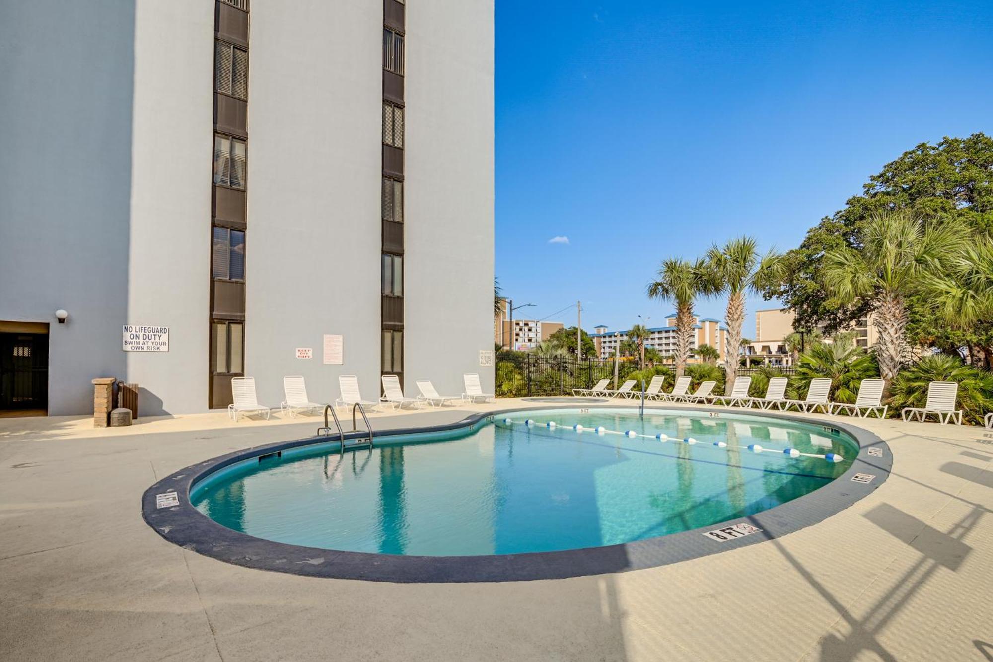 Updated Resort Condo, Walk To Myrtle Beach! Kültér fotó