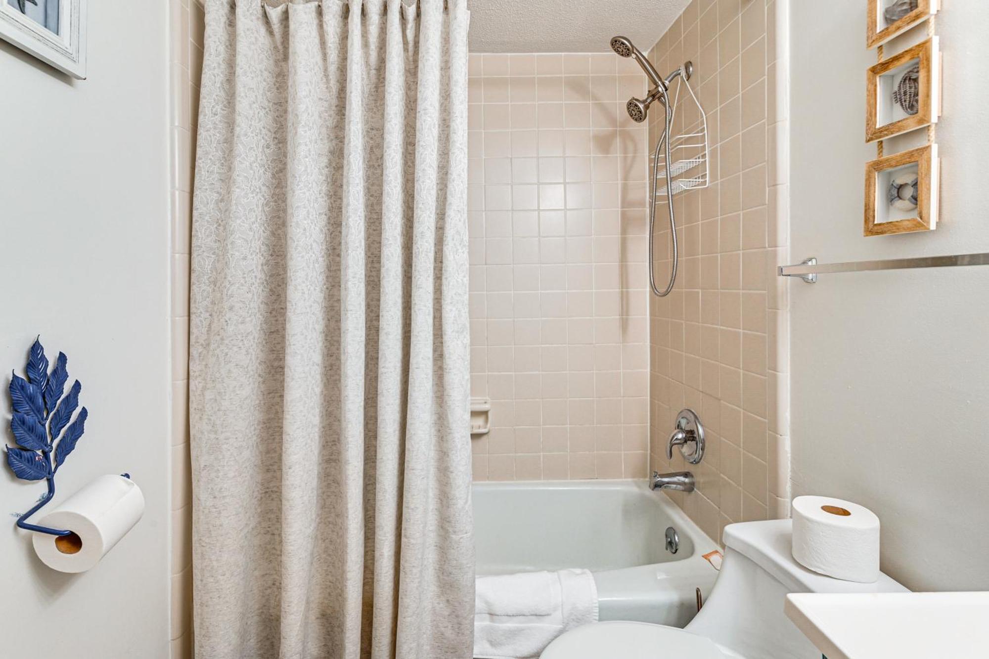 Updated Resort Condo, Walk To Myrtle Beach! Kültér fotó