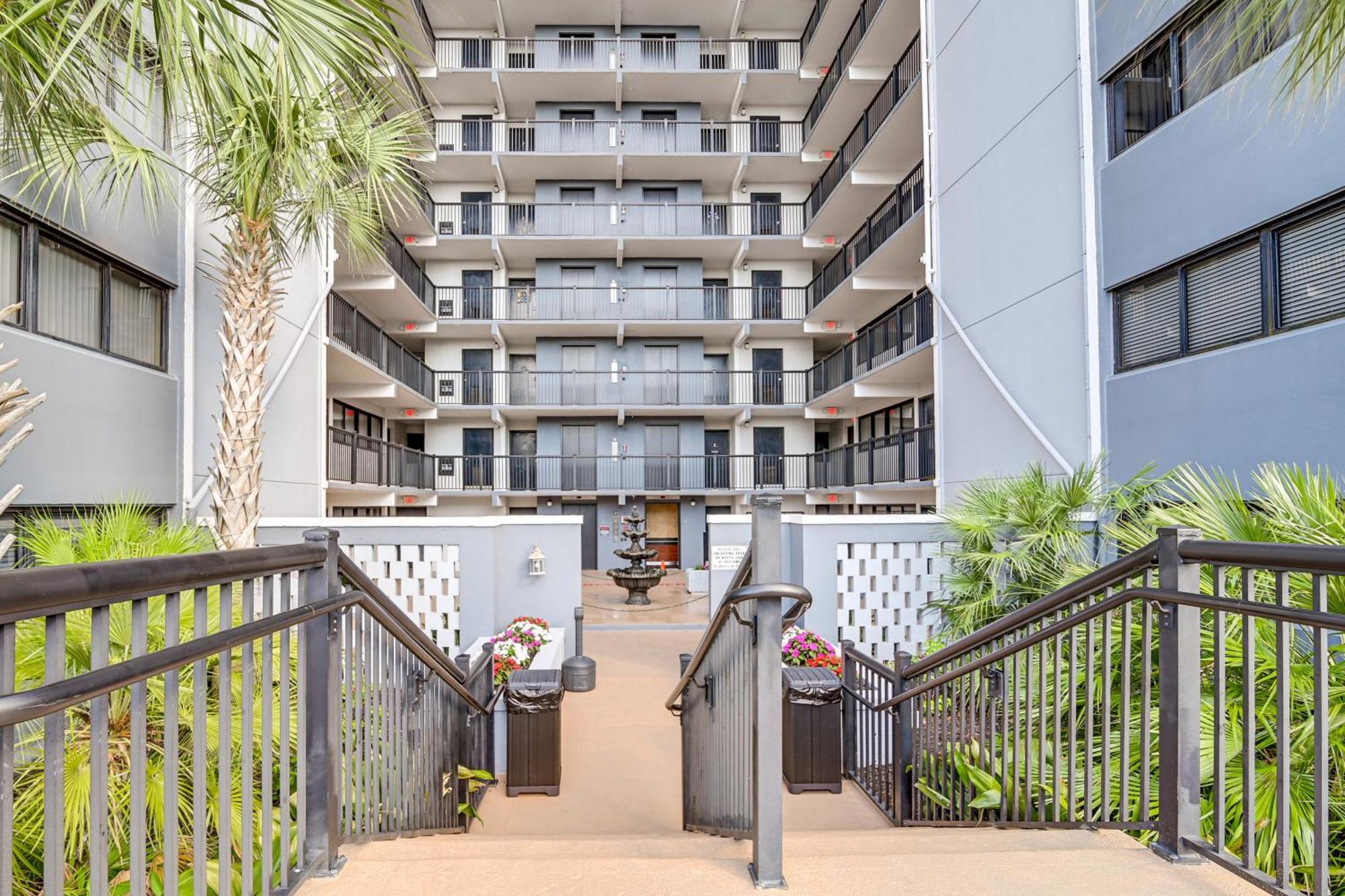 Updated Resort Condo, Walk To Myrtle Beach! Kültér fotó